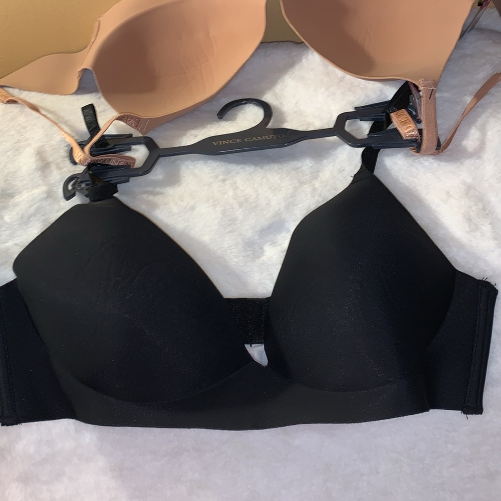 🦜 VINCE CAMUTO Set 2 Wire Free Bras in Black & Tan NWT 34C - Picture 6 of 14